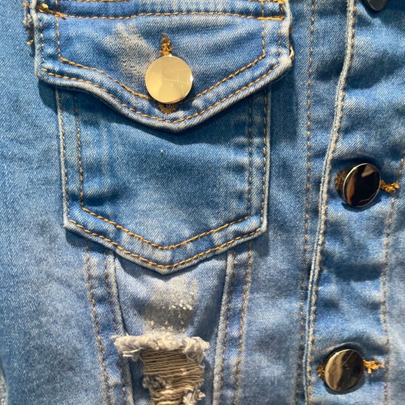 Authentic Colombian 🇨🇴 Beautiful Denim Jacket - Picture 3 of 9